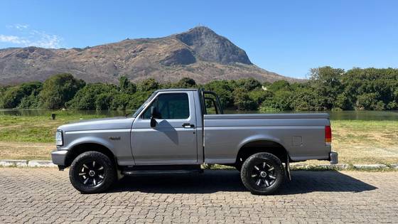 FORD F-1000 4.3 XL 4X2 CS TURBO DIESEL 2P MANUAL FORD F-1000 4.3 XL 4X2 CS TURBO DIESEL 2P MANUAL